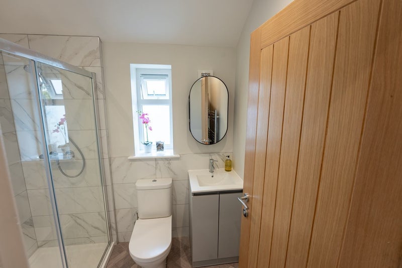 Room Southsea Road in Bristol