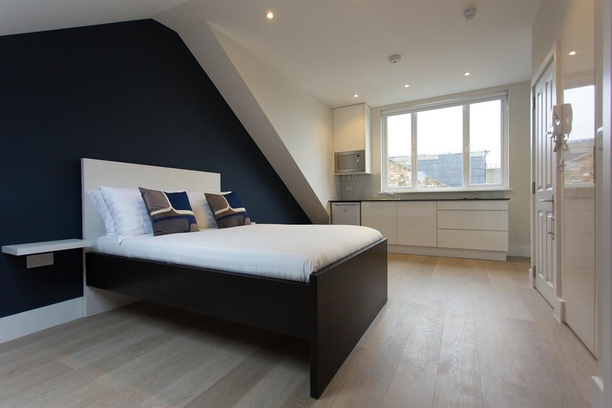 Flat Hornsey Road in Greater London