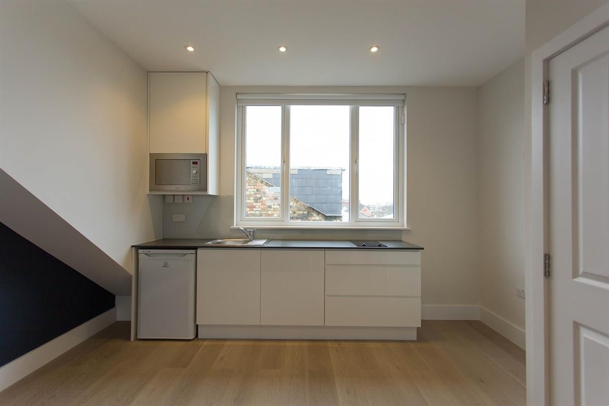 Flat Hornsey Road in Greater London