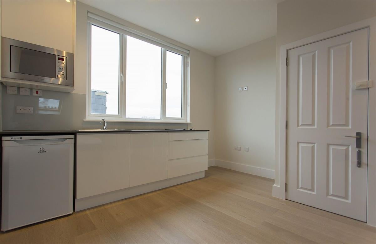 Flat Hornsey Road in Greater London