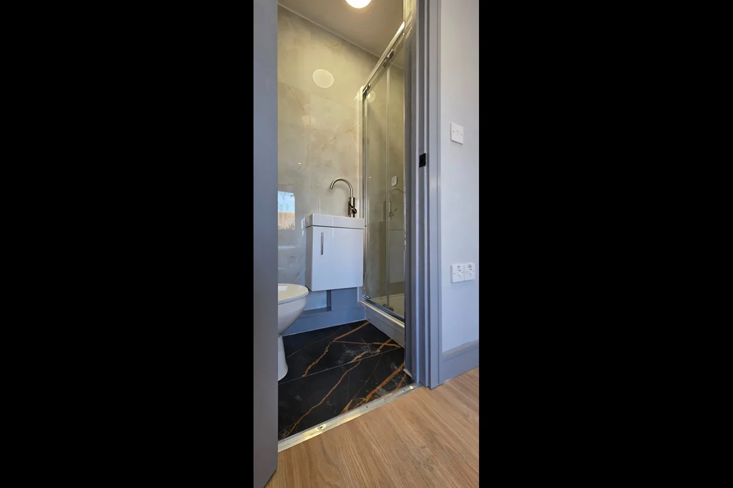 Flat Medhurst Crescent in Gravesham