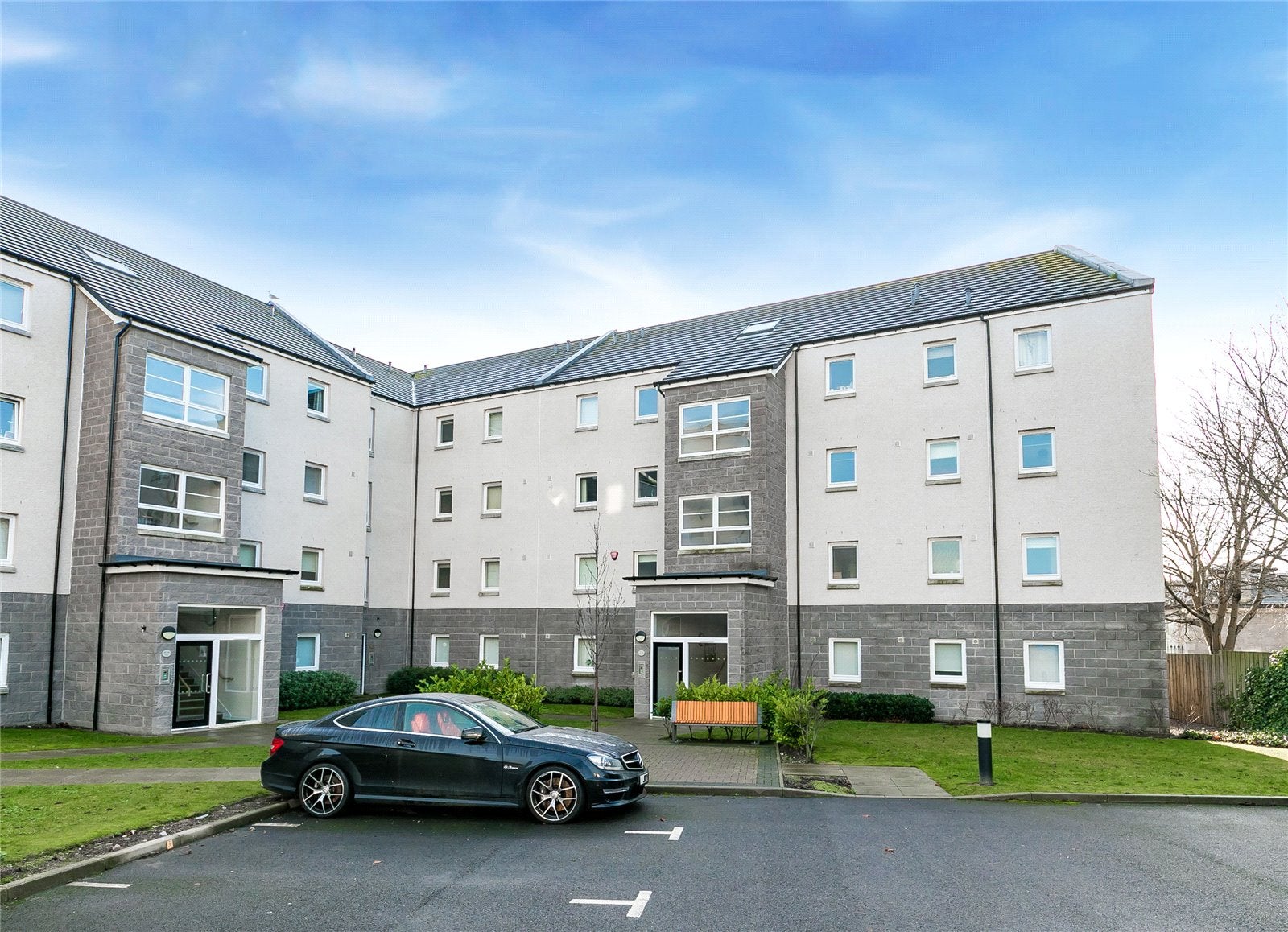 Flat Urquhart Court in Aberdeen City