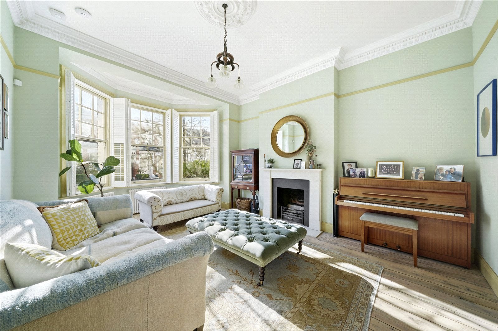 House Milton Park in Greater London