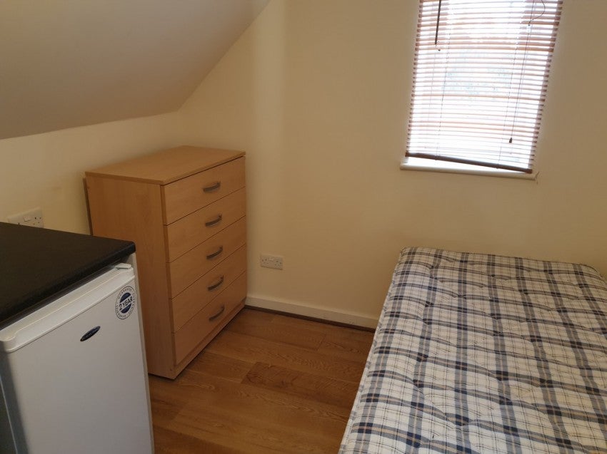 Flat Portswood Road in Southampton
