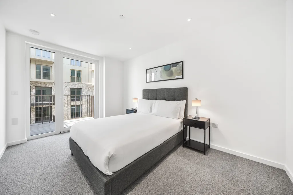 Flat Sidney Street in Greater London