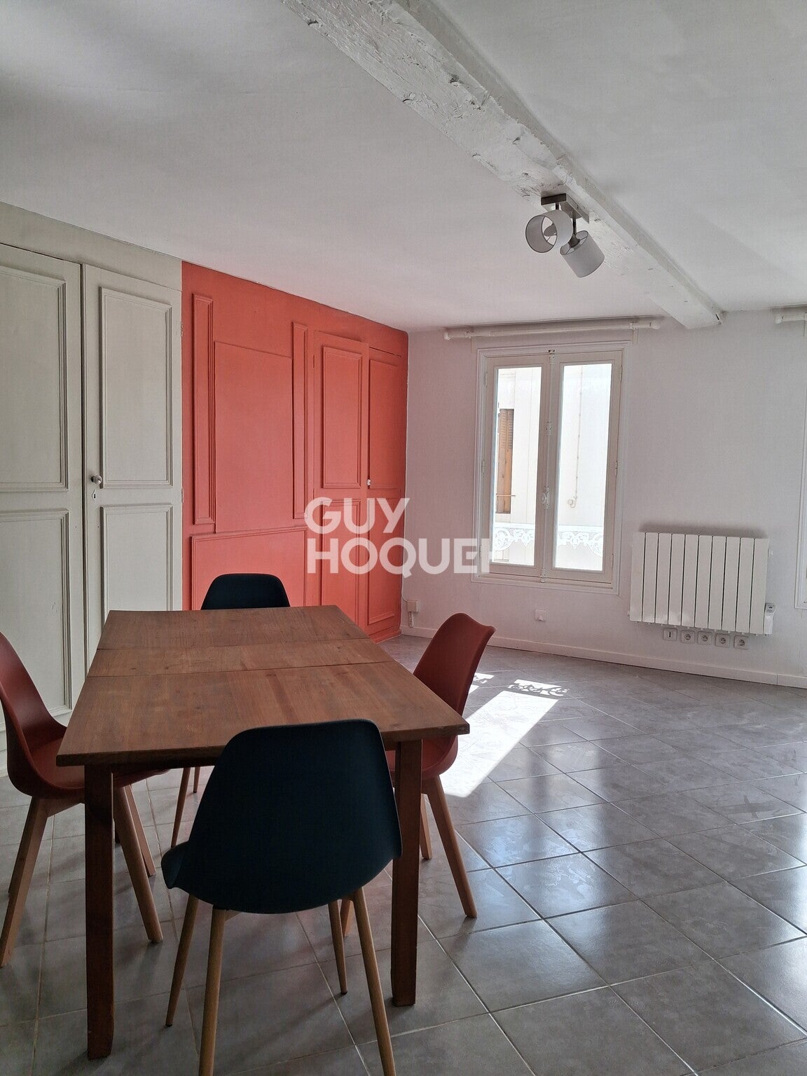 Flat Rue du Général Delort in Provins