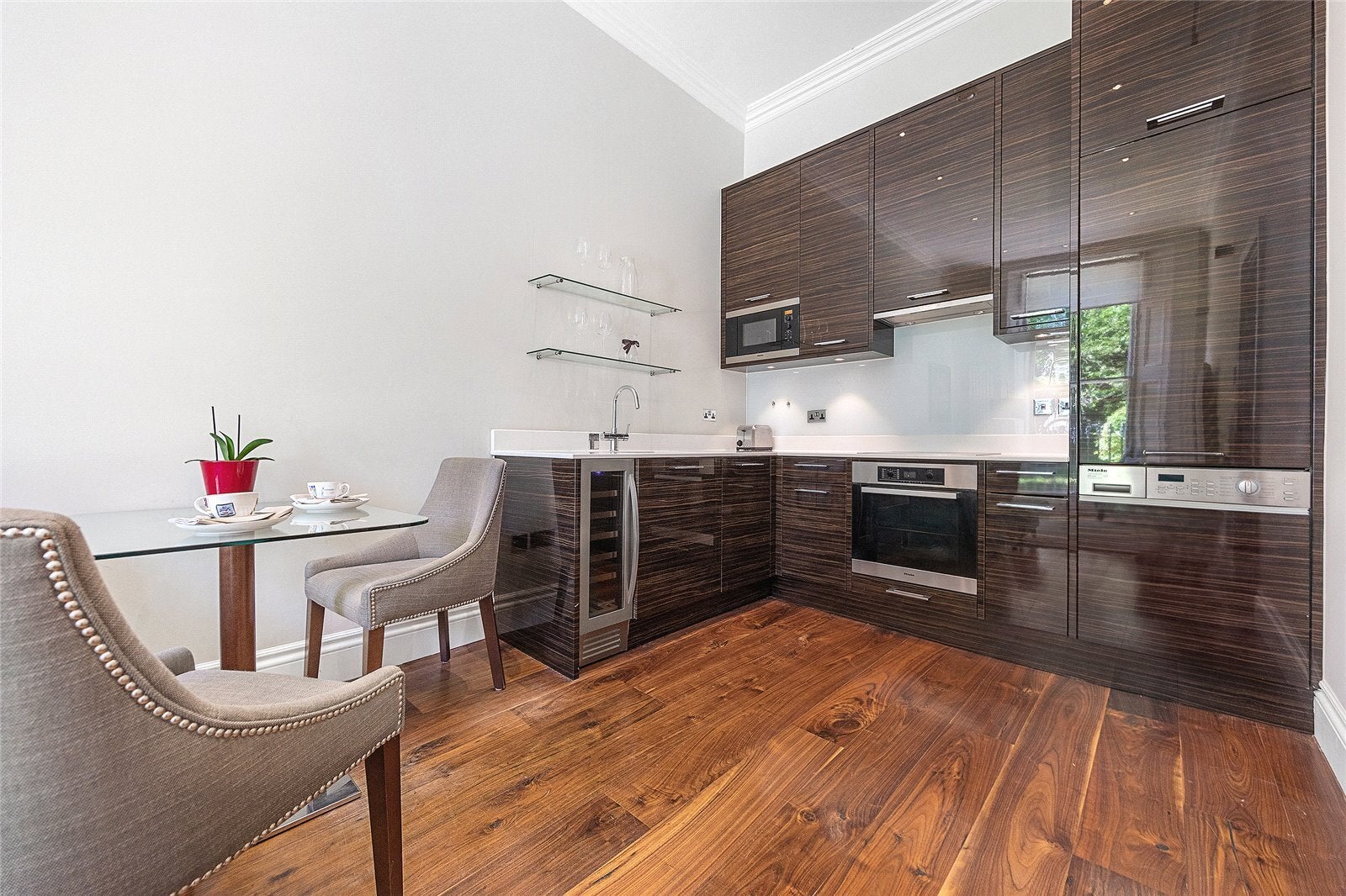 Flat Kensington Gardens Square in City of Westminster