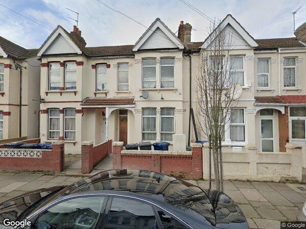 Flat Hambrough Road in Greater London