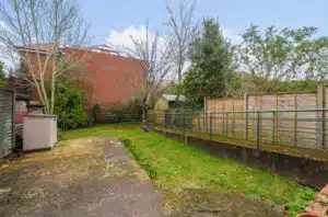 House Milford Gardens in Greater London