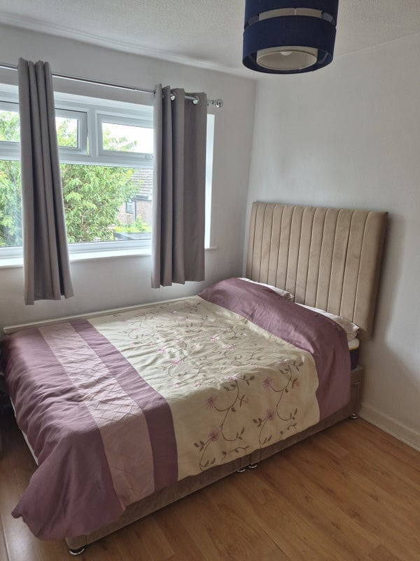 Room Torwood Road in Chadderton
