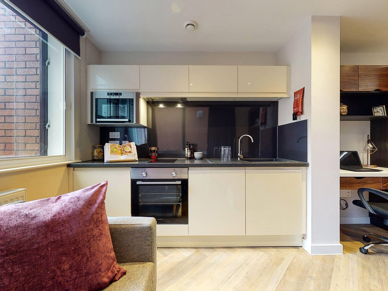 Flat Wade Lane in Leeds