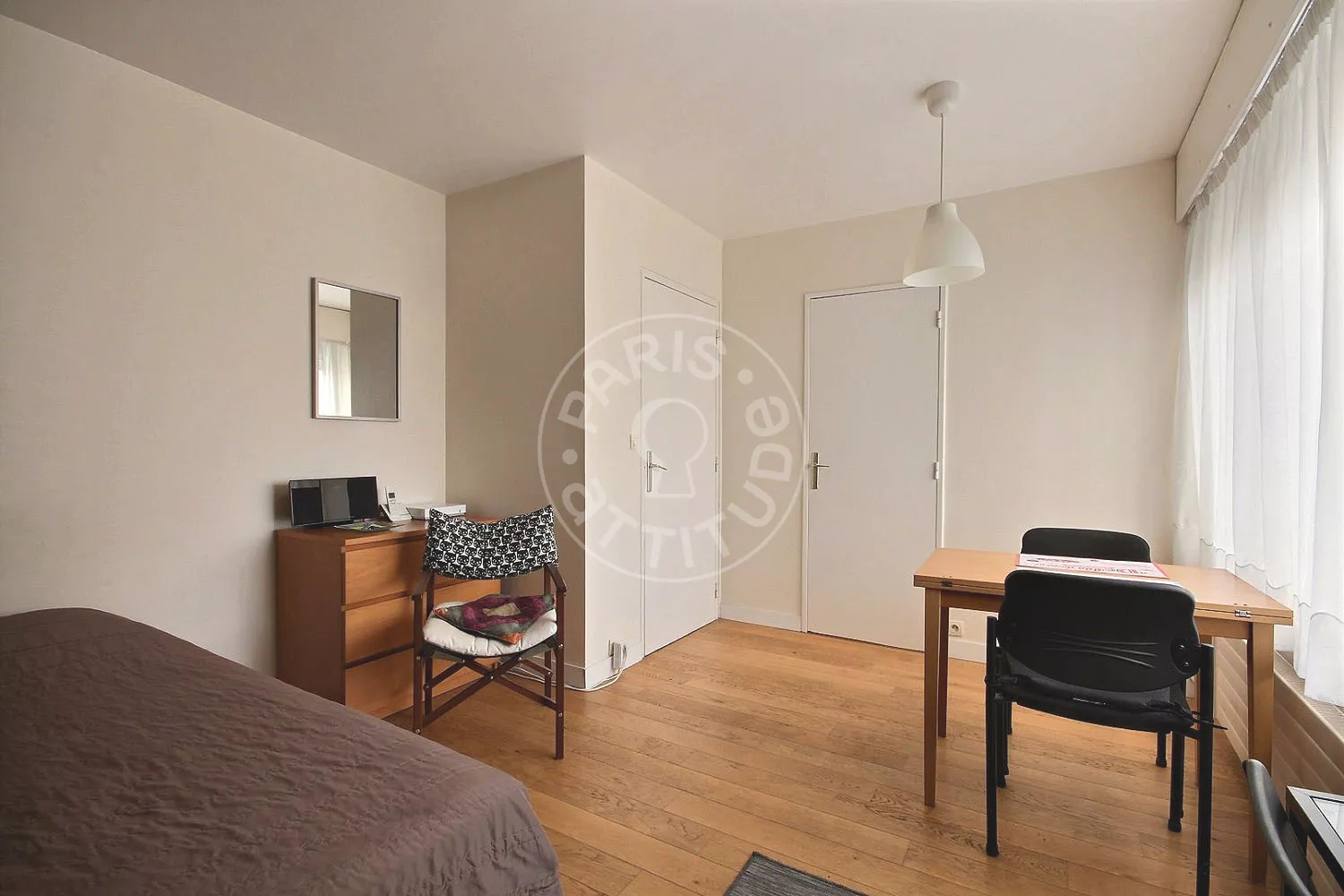Flat Rue d'Alleray in Paris