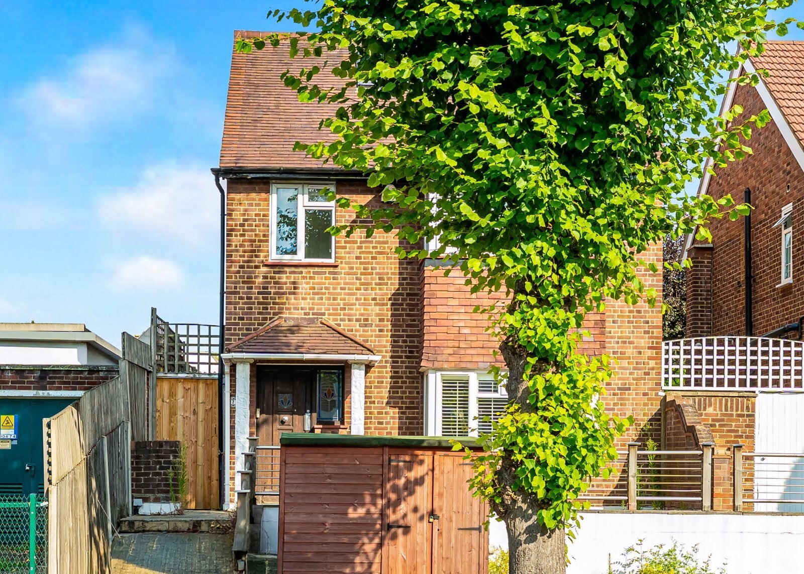 House Barry Road in Greater London
