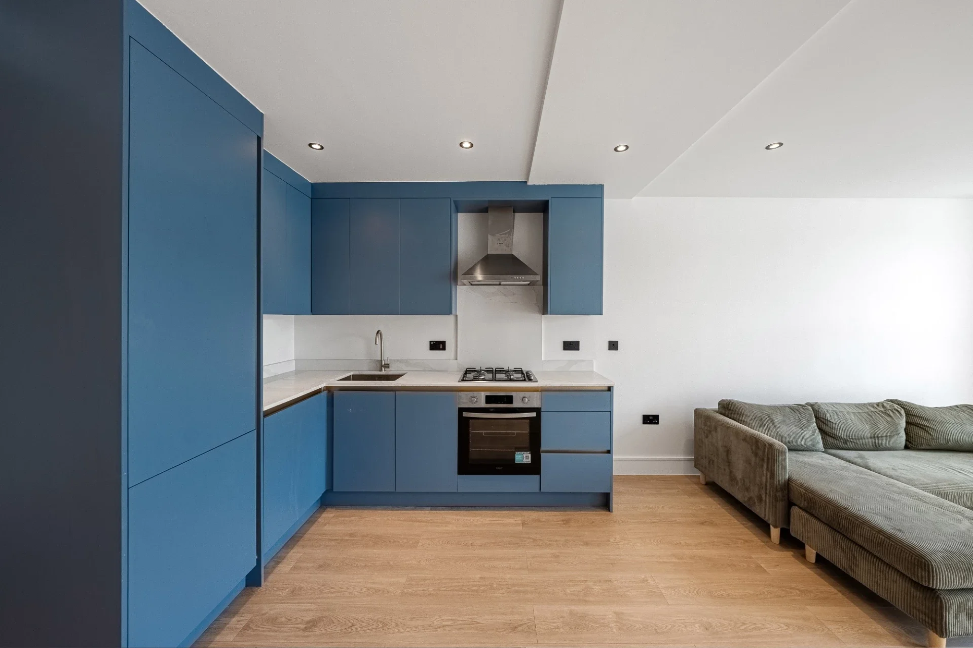 Flat Bexley High Street in Greater London