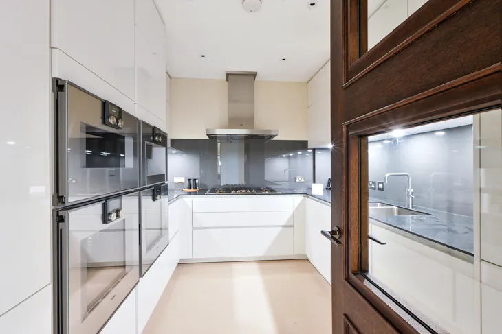 Flat Lowndes Square in City of Westminster
