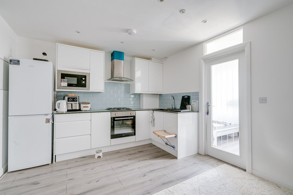 Flat Regent's Park Road in Greater London