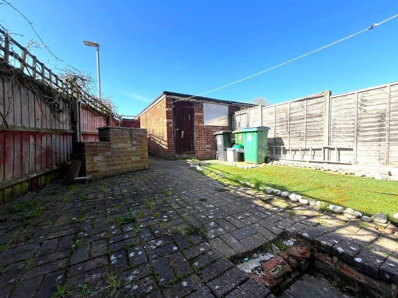 House Nottingham Close in Watford