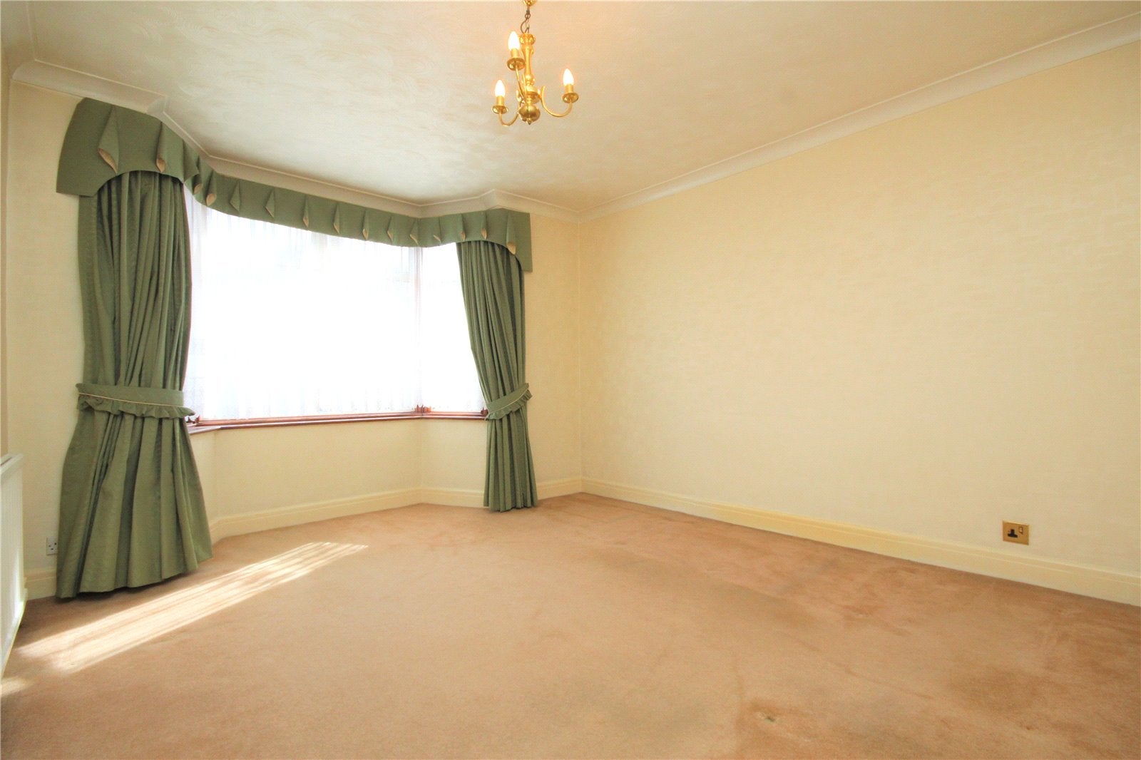 House Review Road in Greater London