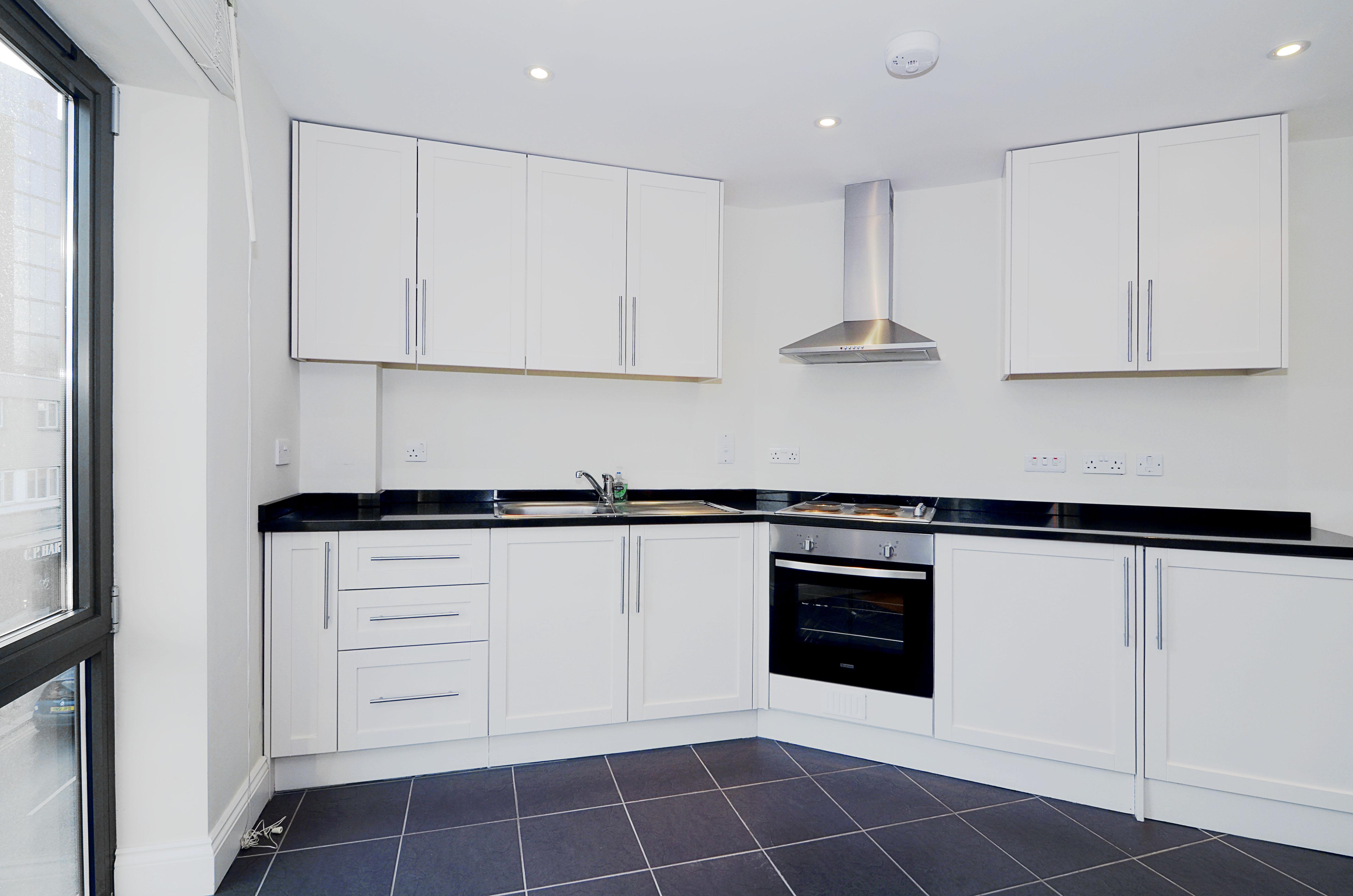 Flat Acton Lane in Greater London
