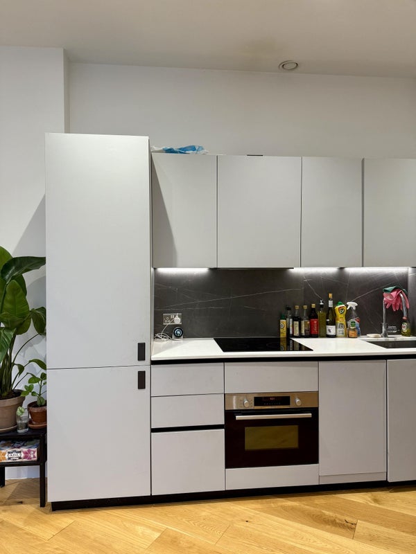 Flat Stamford Road in Greater London