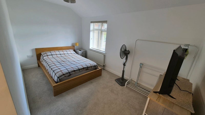 Room St Margaret's Crescent in East Suffolk