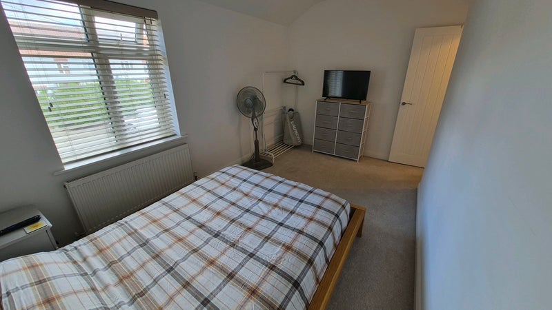 Room St Margaret's Crescent in East Suffolk