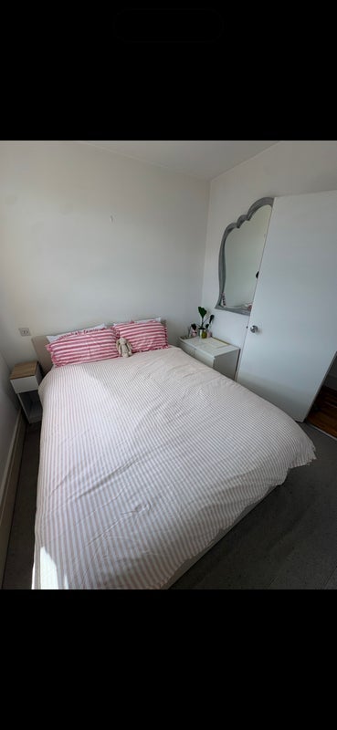 Room New King's Road in Greater London