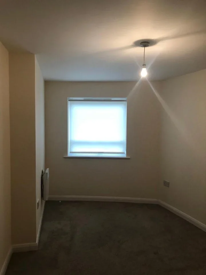 Flat Elderberry Way in Greater London