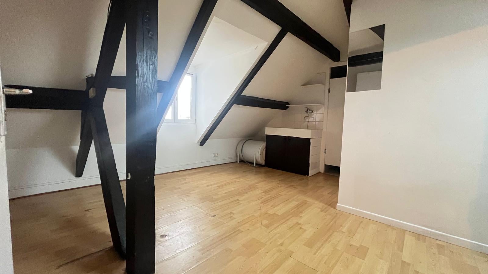 Appartement N 12 à La Queue-les-Yvelines