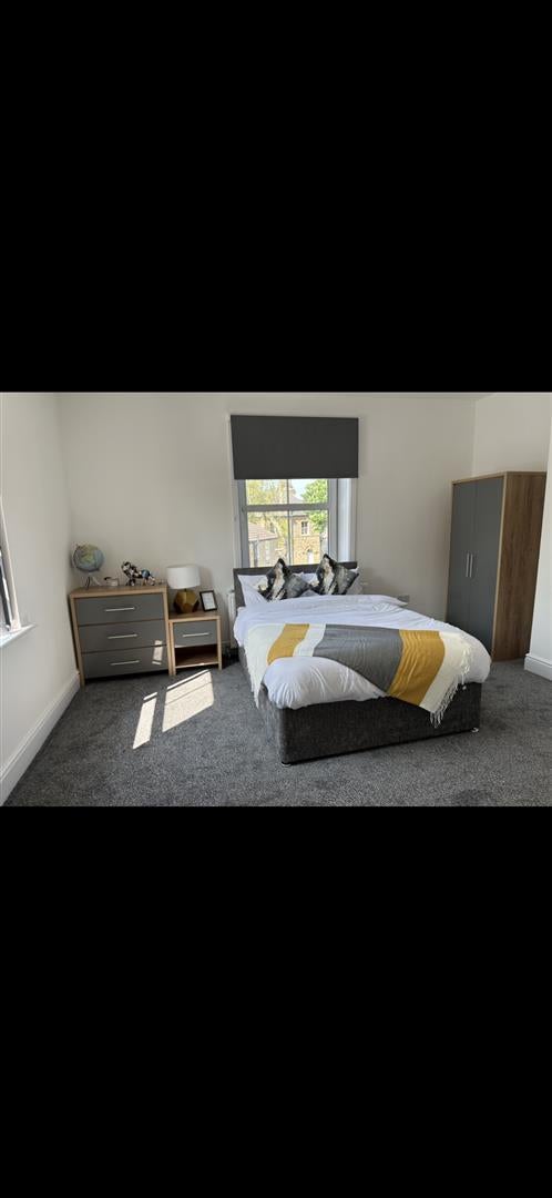 Room Samuel Brunts Way in Mansfield Woodhouse