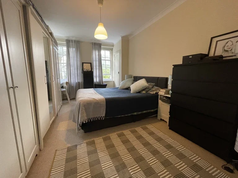 Flat Portsdown Mews in Greater London