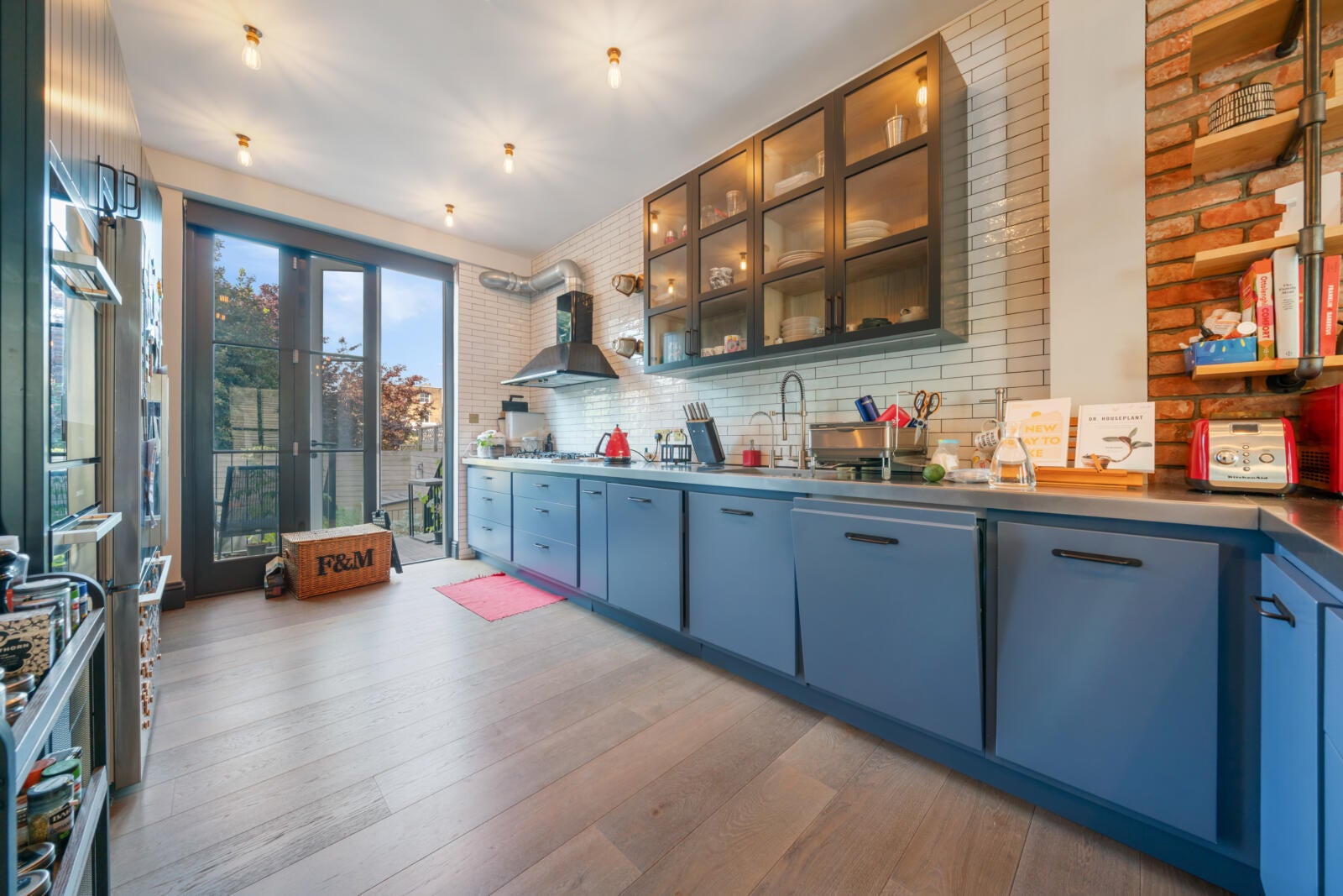 House Nugent Terrace in City of Westminster
