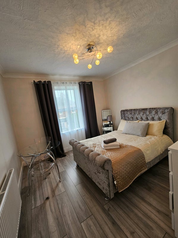 Room Stanfield Road in Bournemouth