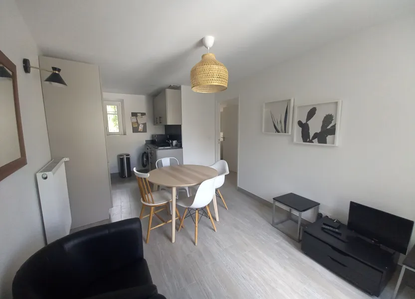 Chambre Rue Charles de Gaulle à Bures-sur-Yvette
