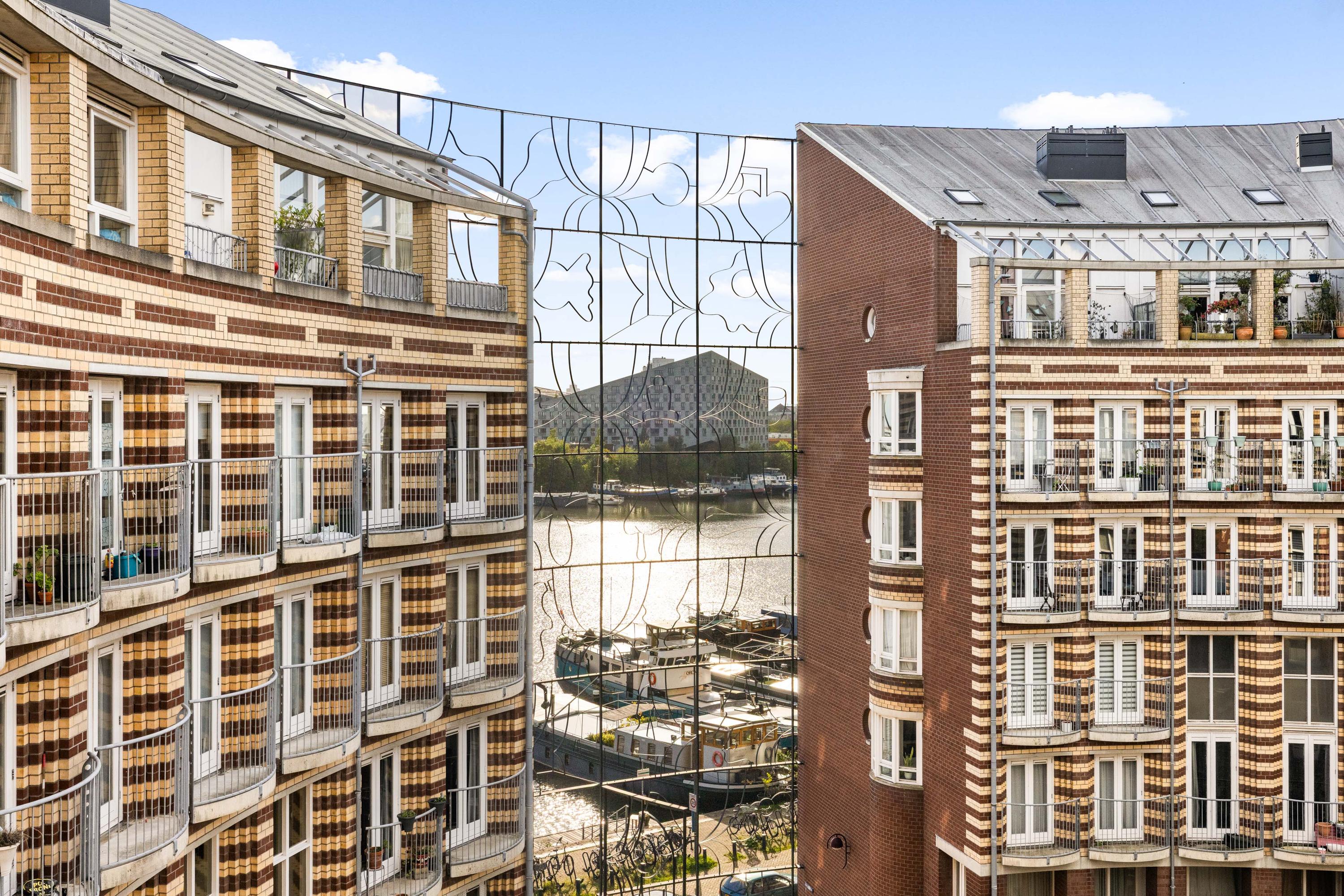 Appartement Barcelonaplein 75 in Amsterdam
