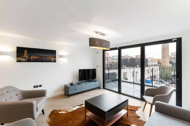 Flat Bradford Road in Greater London