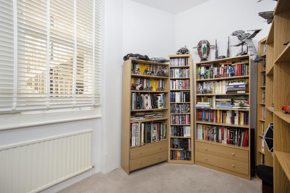 Flat Lauderdale Road in City of Westminster