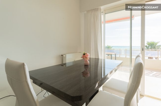 Appartement Promenade Baie des Anges à Villeneuve-Loubet