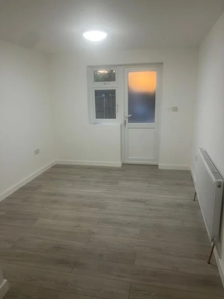 House River Road in Greater London