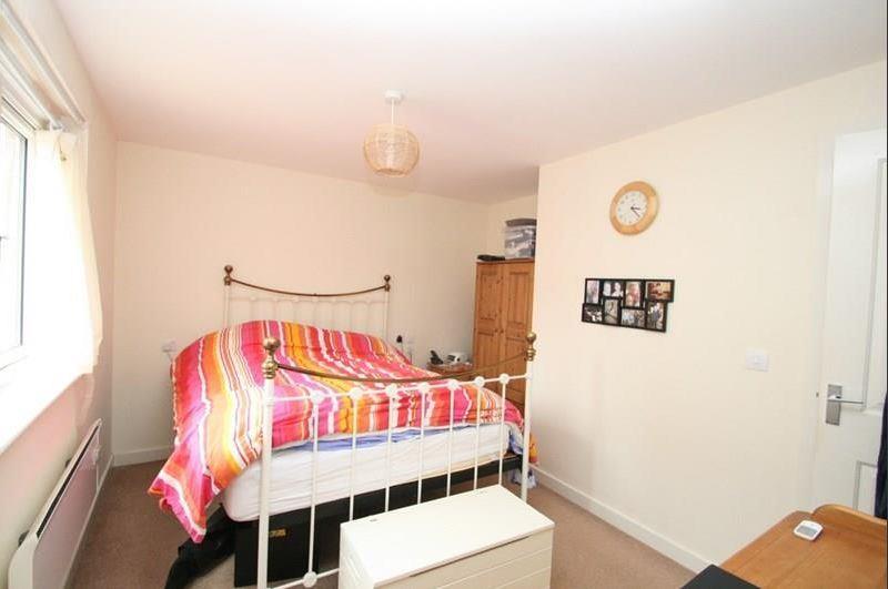 Flat Little Hackets in Havant