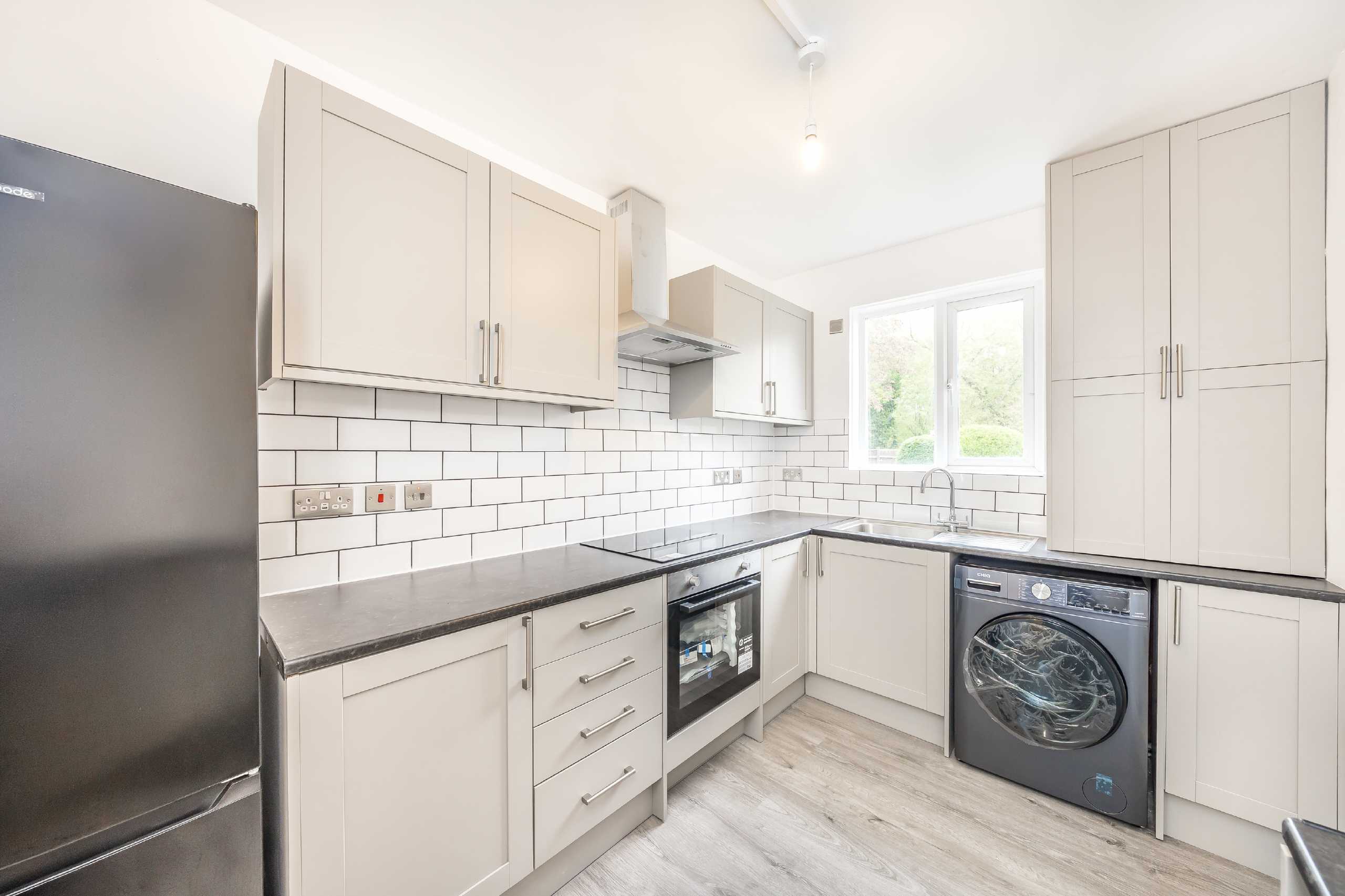 Flat Bewley Street in London