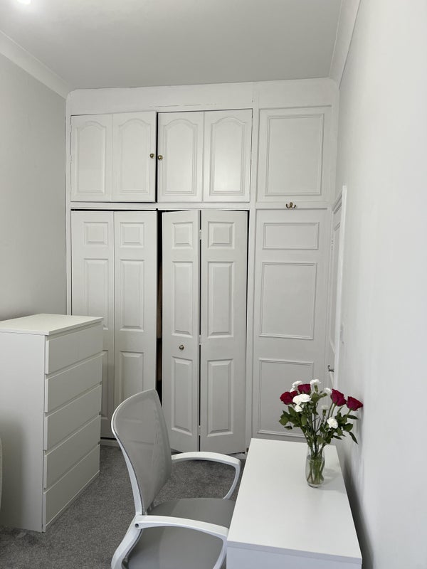 Room Connaught Mews in Greater London