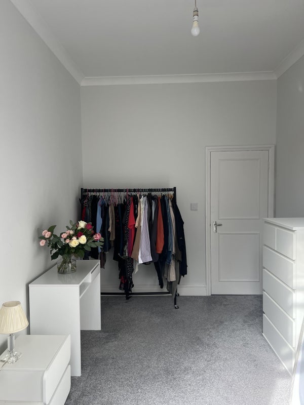 Room Connaught Mews in Greater London