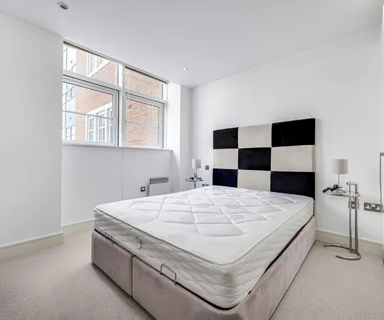 Flat Bennett's Yard in City of Westminster