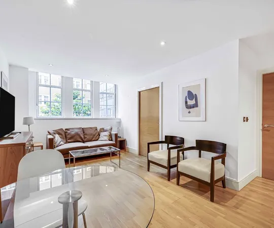 Flat Bennett's Yard in City of Westminster