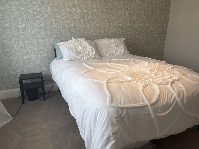 Room Gloucester Avenue in Blackpool