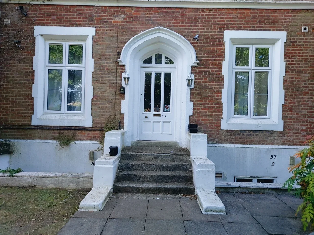 Flat Upton Park in Slough