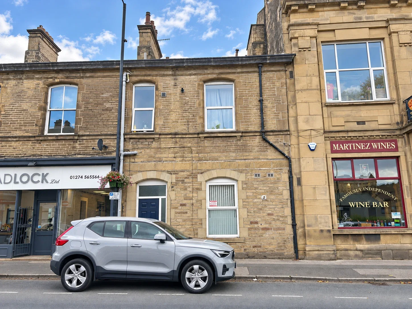 Flat Main Street in Bradford