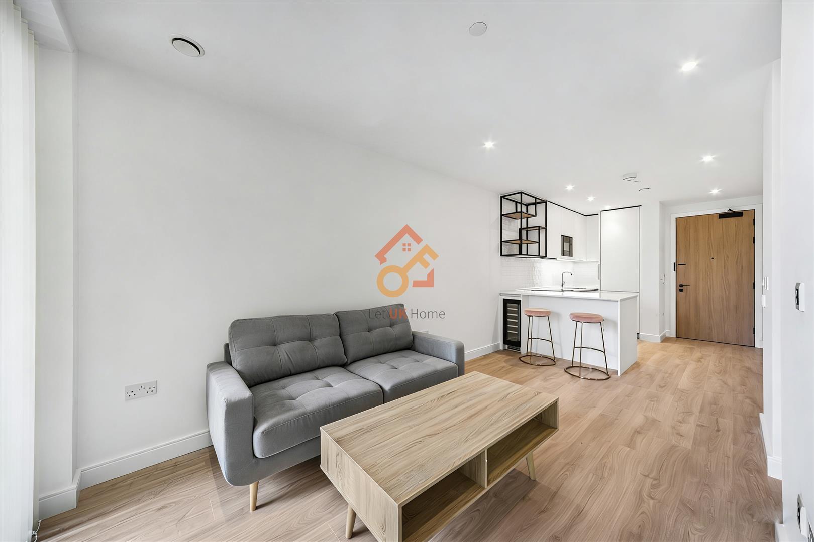 Flat Belgrave Road in Edinburgh