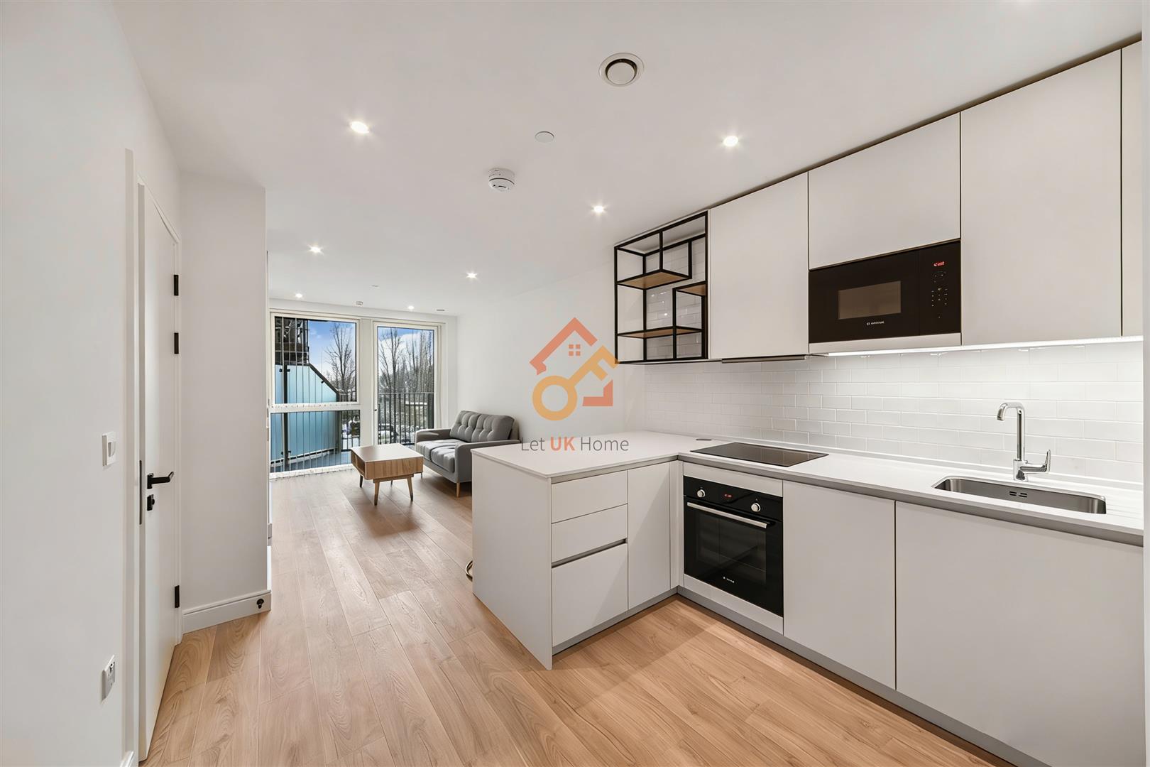 Flat Belgrave Road in Edinburgh